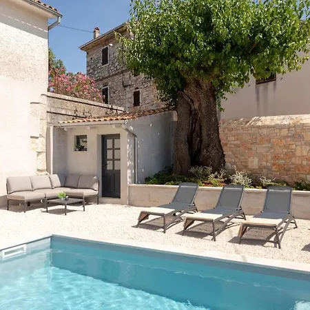 Villa Dvori Comfortable *